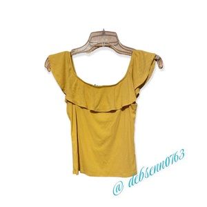 Ambiance size small Gold Ribbed crop Top